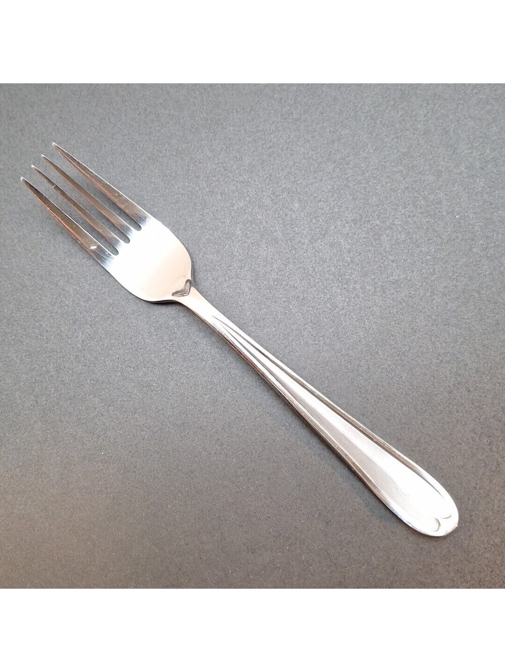 Wagner Oneida Silver Fork (Stainless) Frost Handle Glossy Bowl and Handle 7 3/4